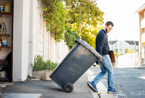 Moving and Downsizing Cleanouts in Country Walk, FL